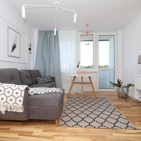 ורשה Romaszewskiego Zoliborz Bedroom Pokoj Metro מראה חיצוני תמונה