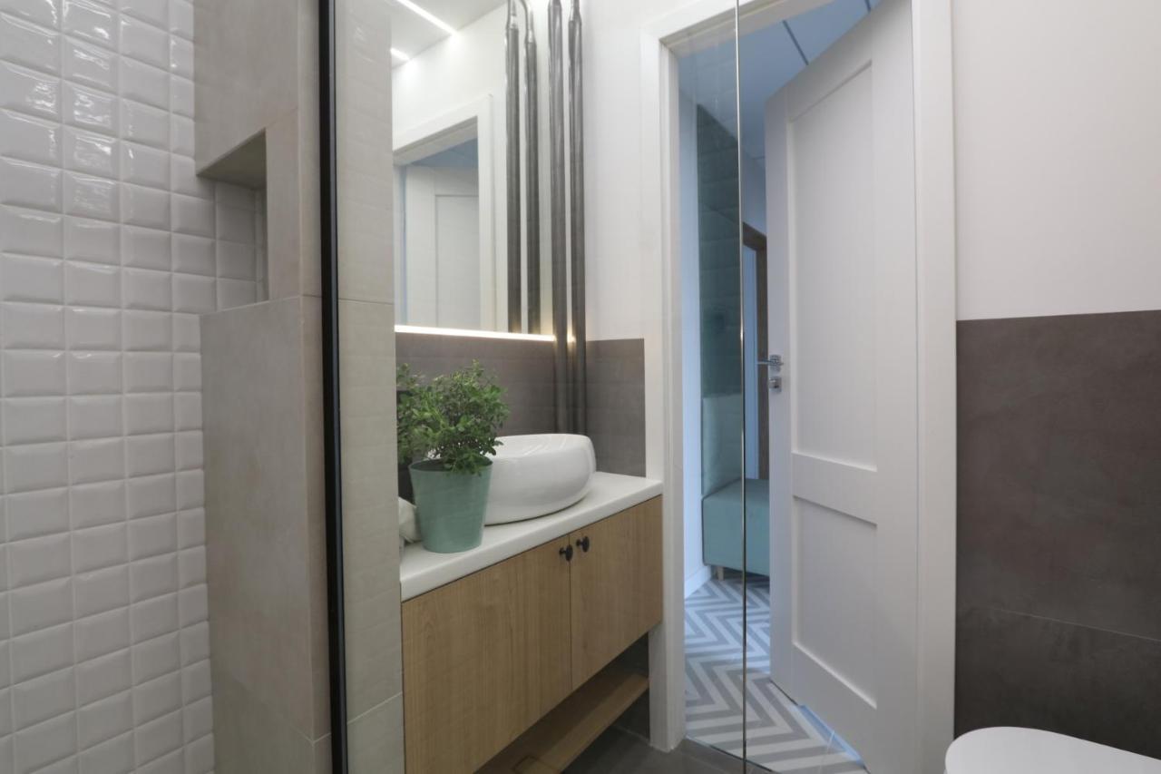 ורשה Romaszewskiego Zoliborz Bedroom Pokoj Metro מראה חיצוני תמונה