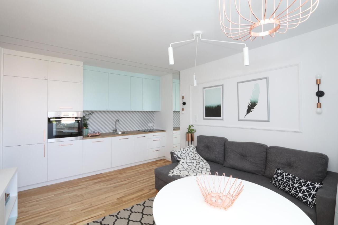 ורשה Romaszewskiego Zoliborz Bedroom Pokoj Metro מראה חיצוני תמונה