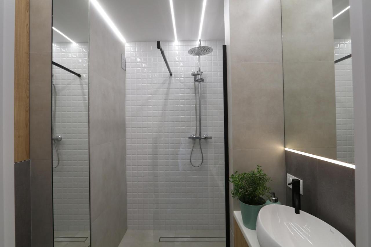 ורשה Romaszewskiego Zoliborz Bedroom Pokoj Metro מראה חיצוני תמונה