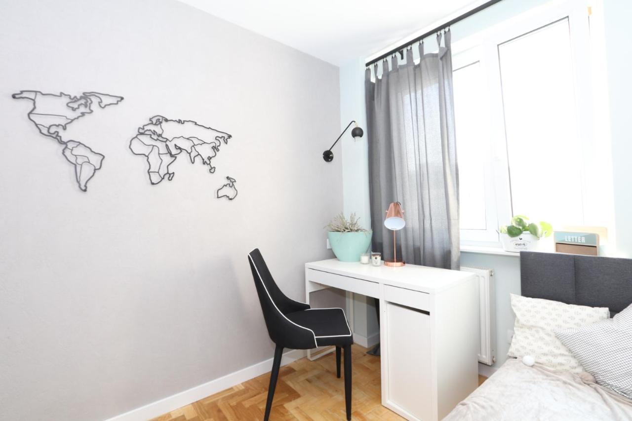 ורשה Romaszewskiego Zoliborz Bedroom Pokoj Metro מראה חיצוני תמונה