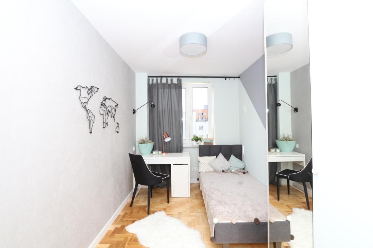 ורשה Romaszewskiego Zoliborz Bedroom Pokoj Metro מראה חיצוני תמונה
